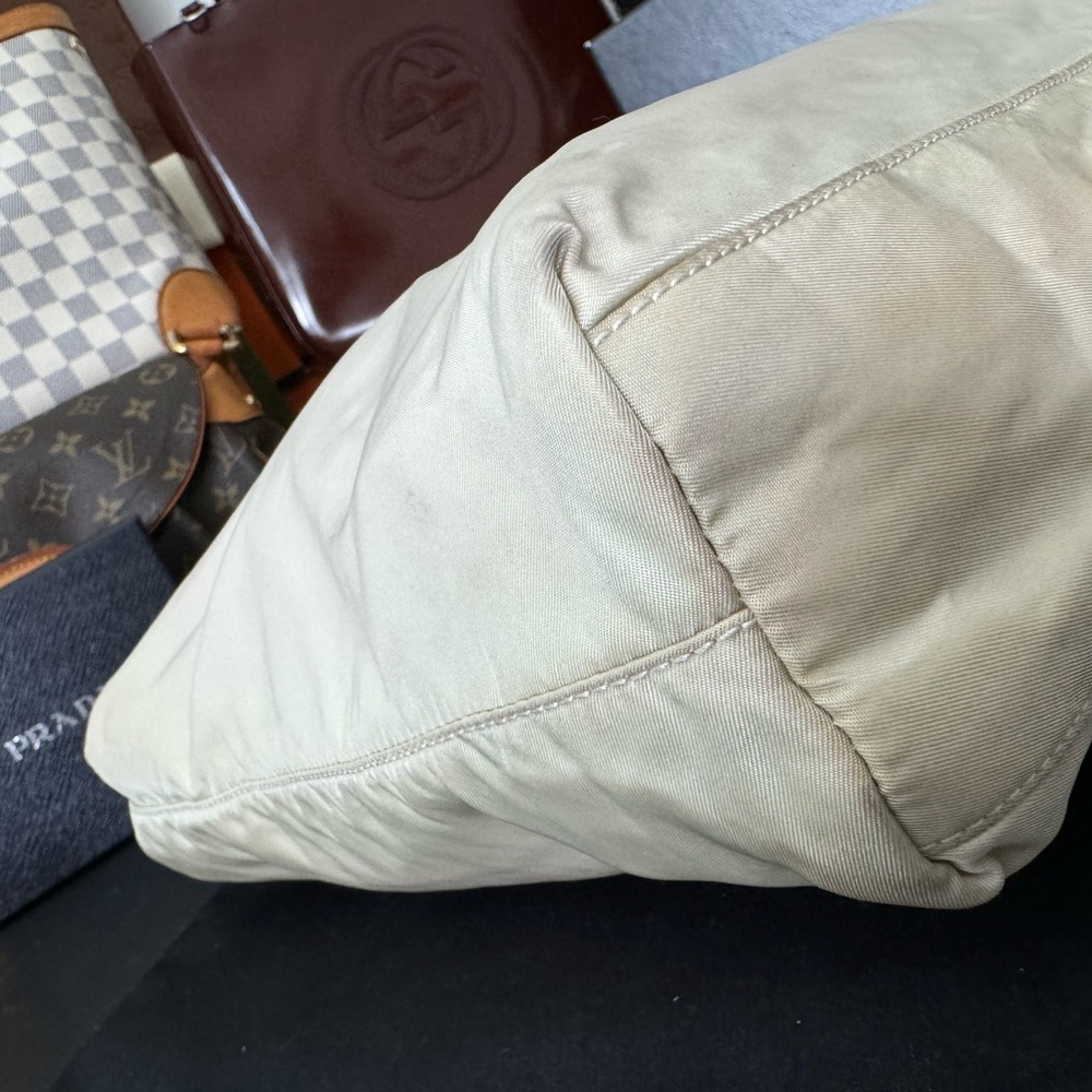 Authentic Prada Nylon Shoulder Bag Made in Italy Serial # 29 - Picture 4 of 16